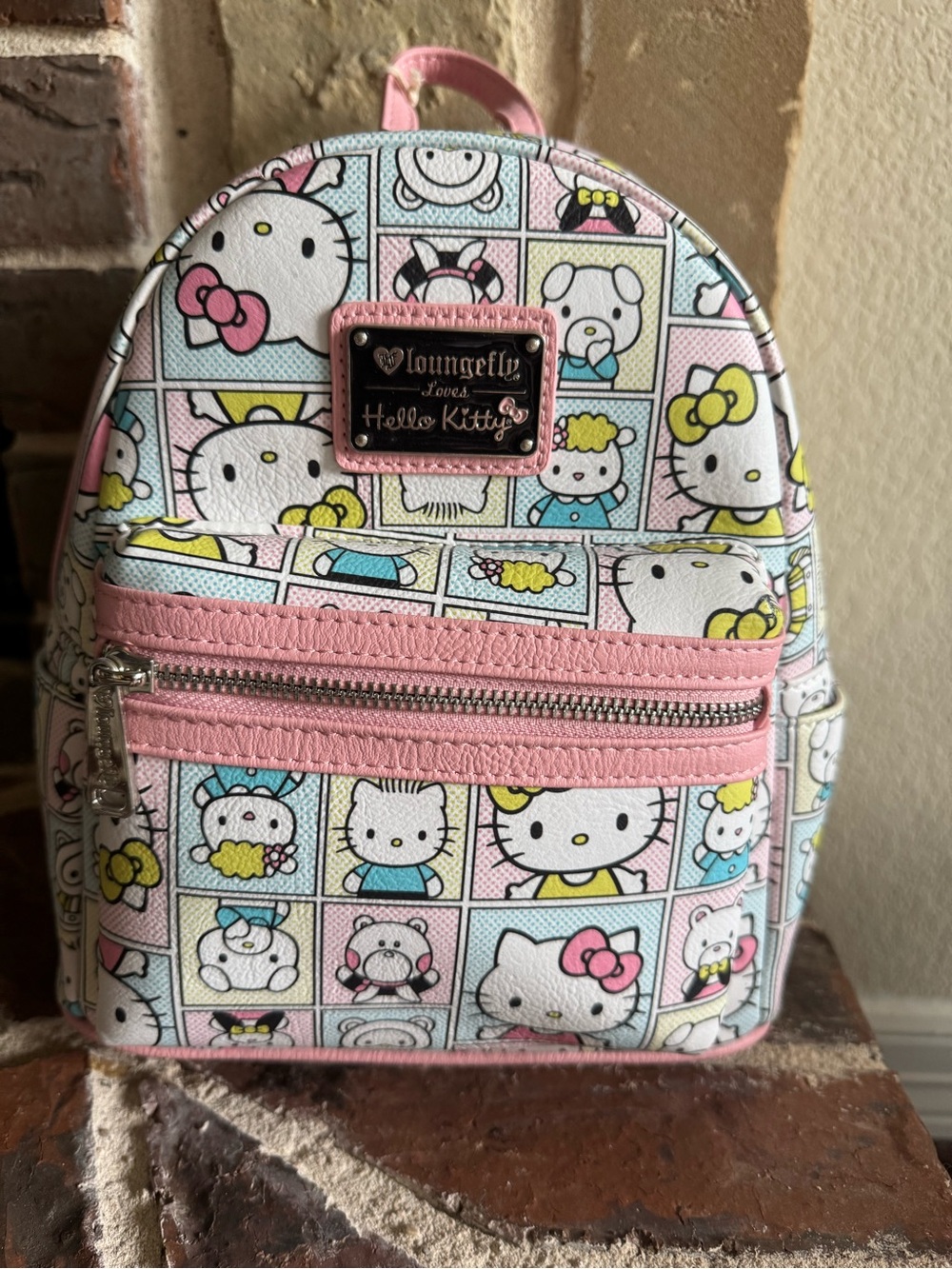 Loungefly Hello Kitty Pastel Panel Mini Backpack in Pink NWT Never used